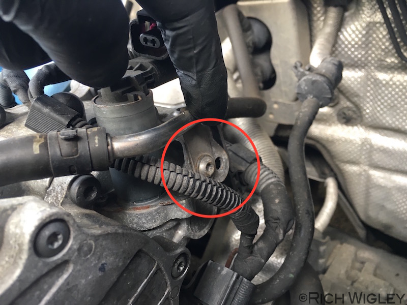 DIY Cam Chain and Tensioner Guide page 1 How to Guides